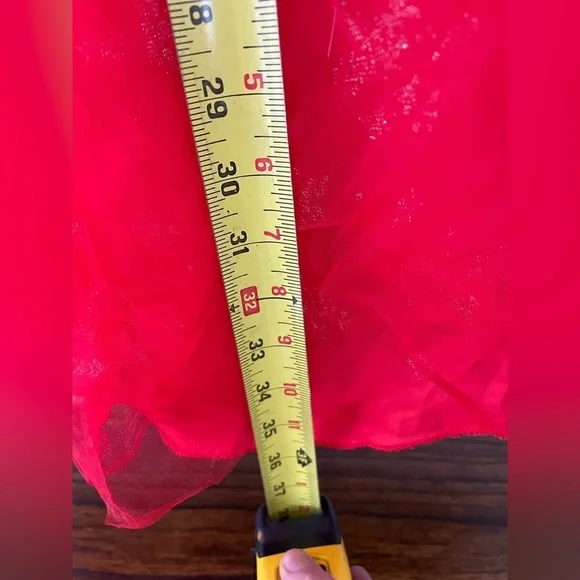 Unbranded, girls 5-6 years old, red poofy formal tulle skirt dress ball gown - Picture 7 of 7